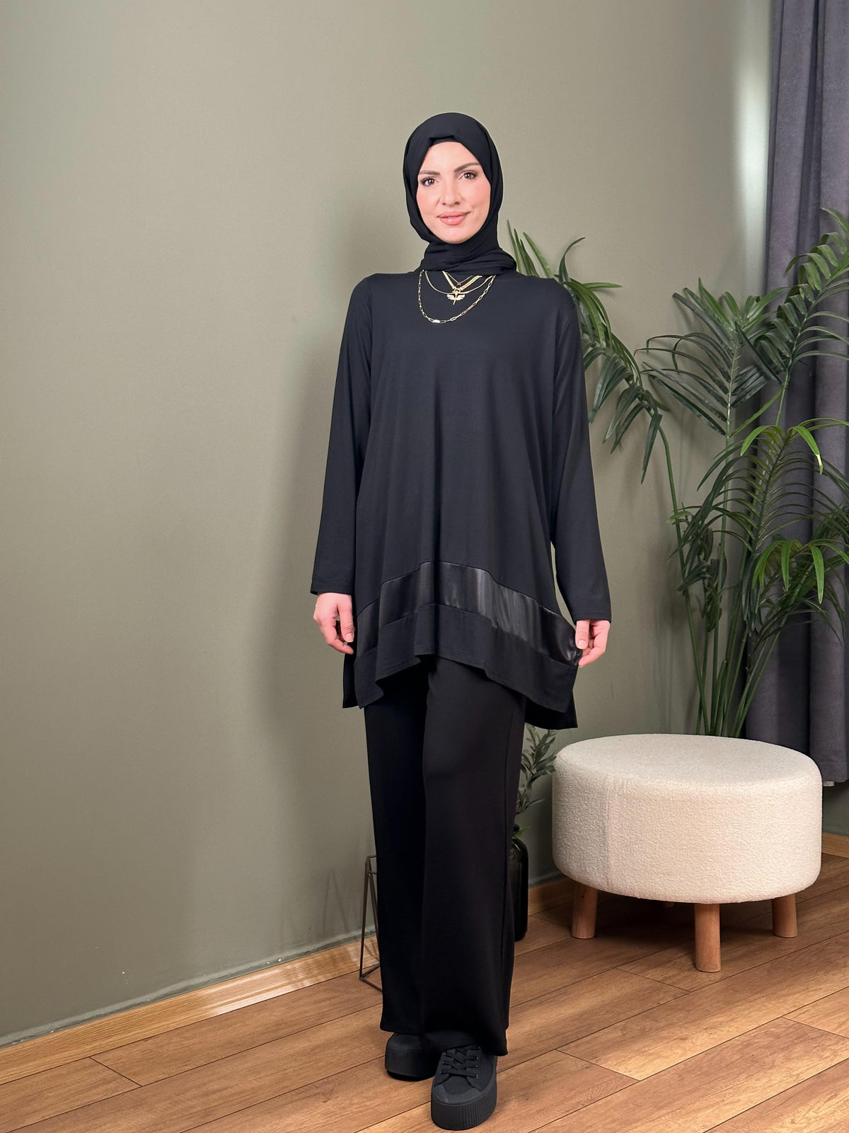 %100 PAMUK TASARIM DERİ GARNİLİ TUNİK SİYAH