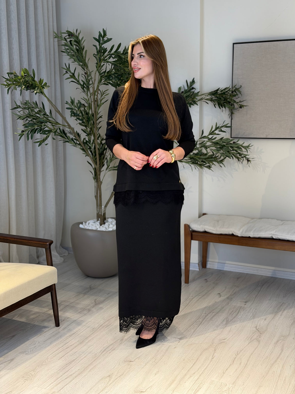 Ace | So Atelier Özel Üretim Merserize Triko Dantel Detaylı Etekli Takım Siyah