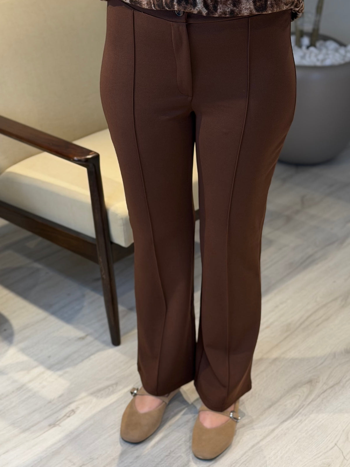 Nervür Dikiş Detaylı Likralı Pantolon Kahve