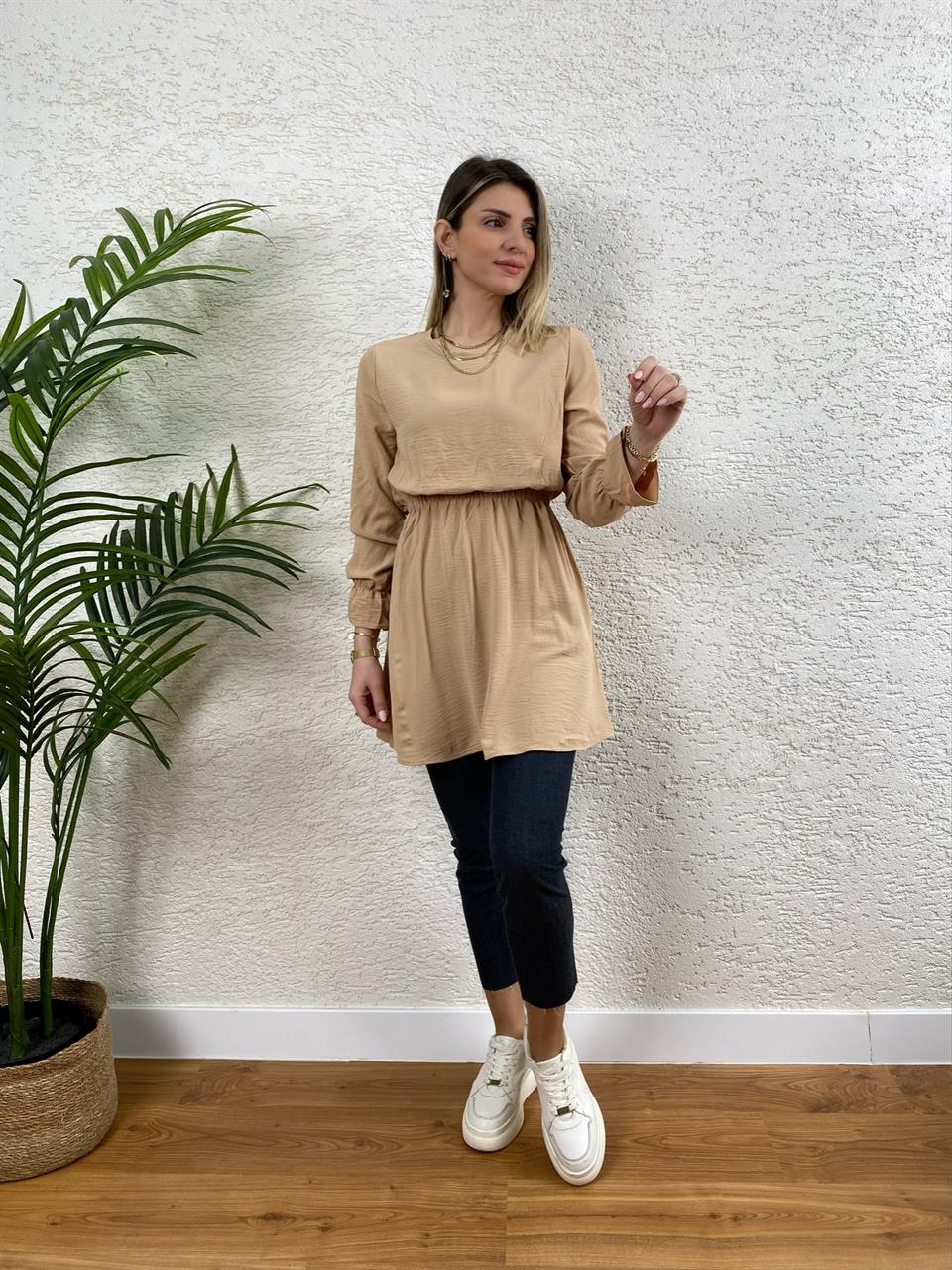 AYROBİN KUMAŞ BEL VE KOL BÜZGÜLÜ TUNİK KREM