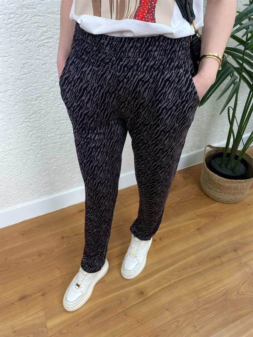 BÜRÜMCÜK KUMAŞ BEL LASTİKLİ PANTOLON SİYAH ZEBRA