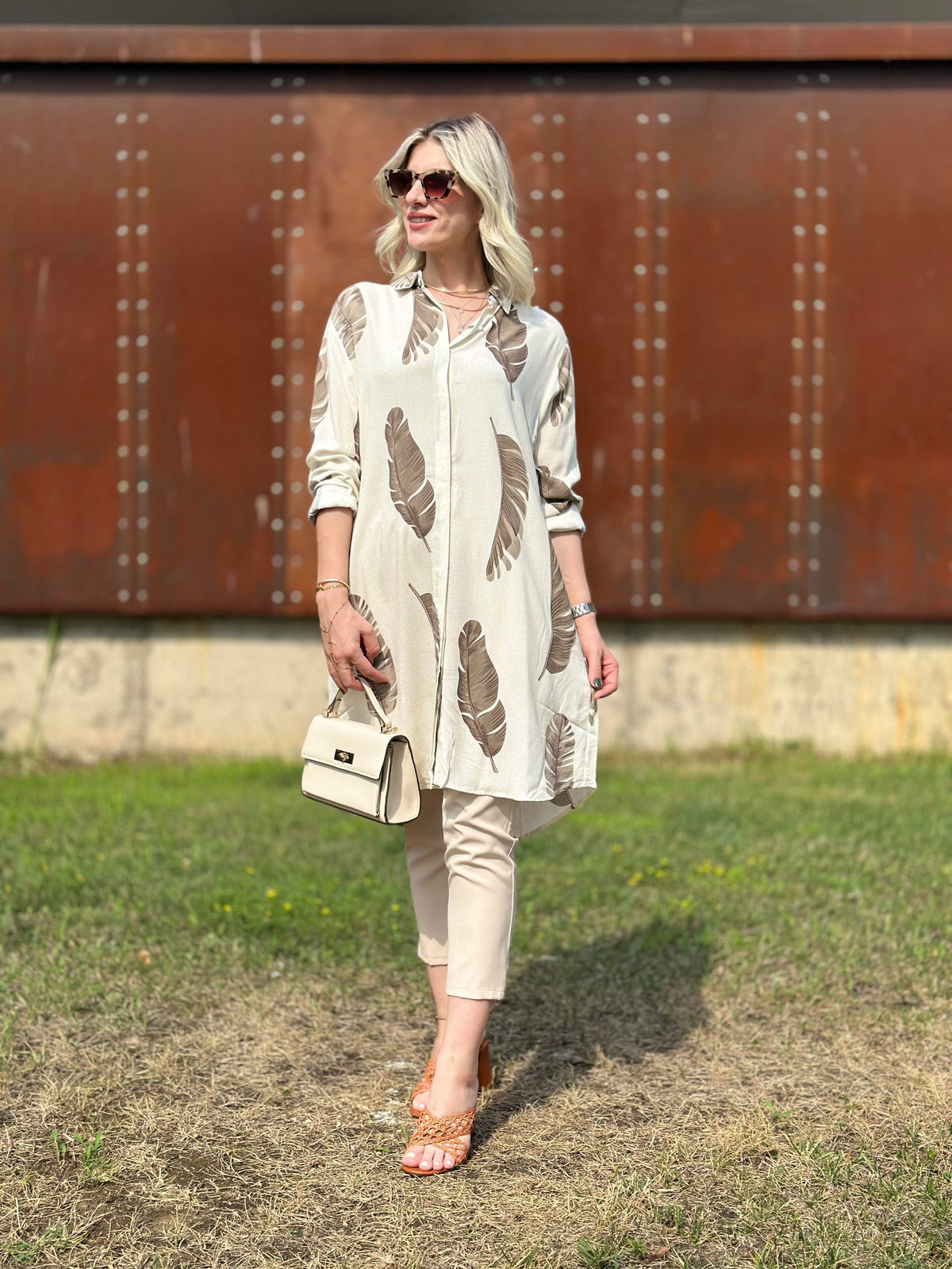 BÜYÜK BEDEN STİL GÖMLEK TÜY DESEN KAHVE