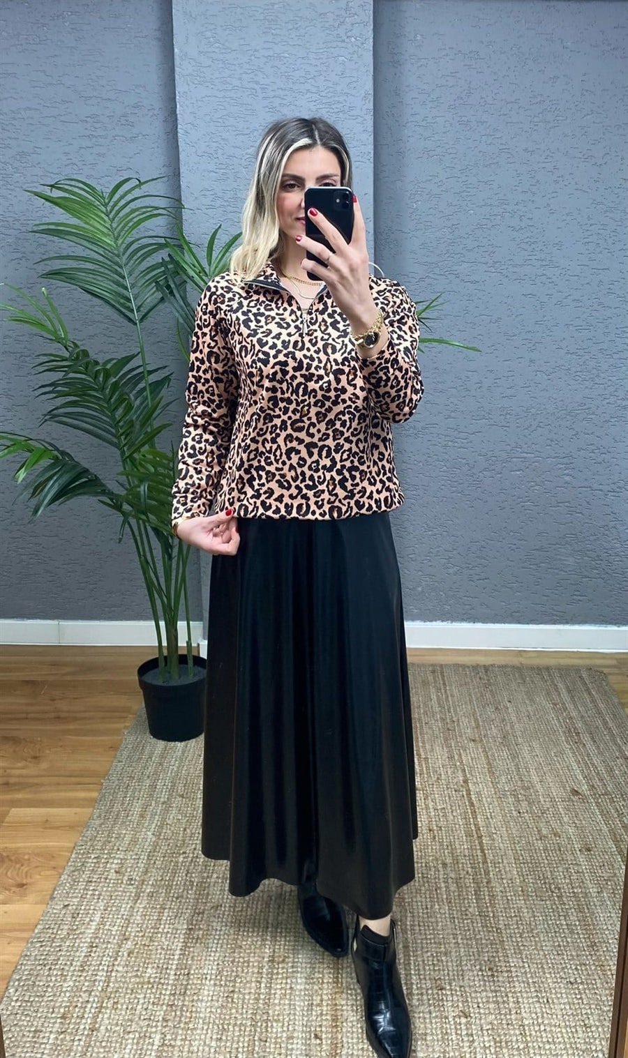 DERİ ETEK VE LEOPAR DESEN FERMUARLI BLUZ TAKIM