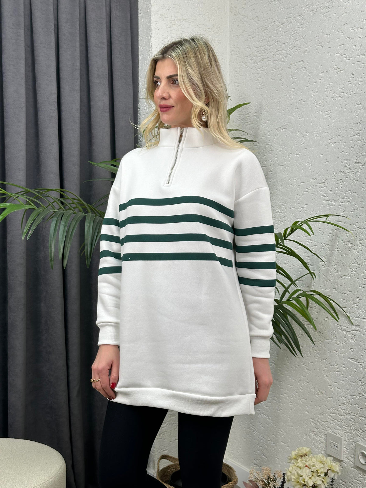 DİK YAKA FERMUARLI ÜÇ İPLİK SWEATSHIRT ZÜMRÜT