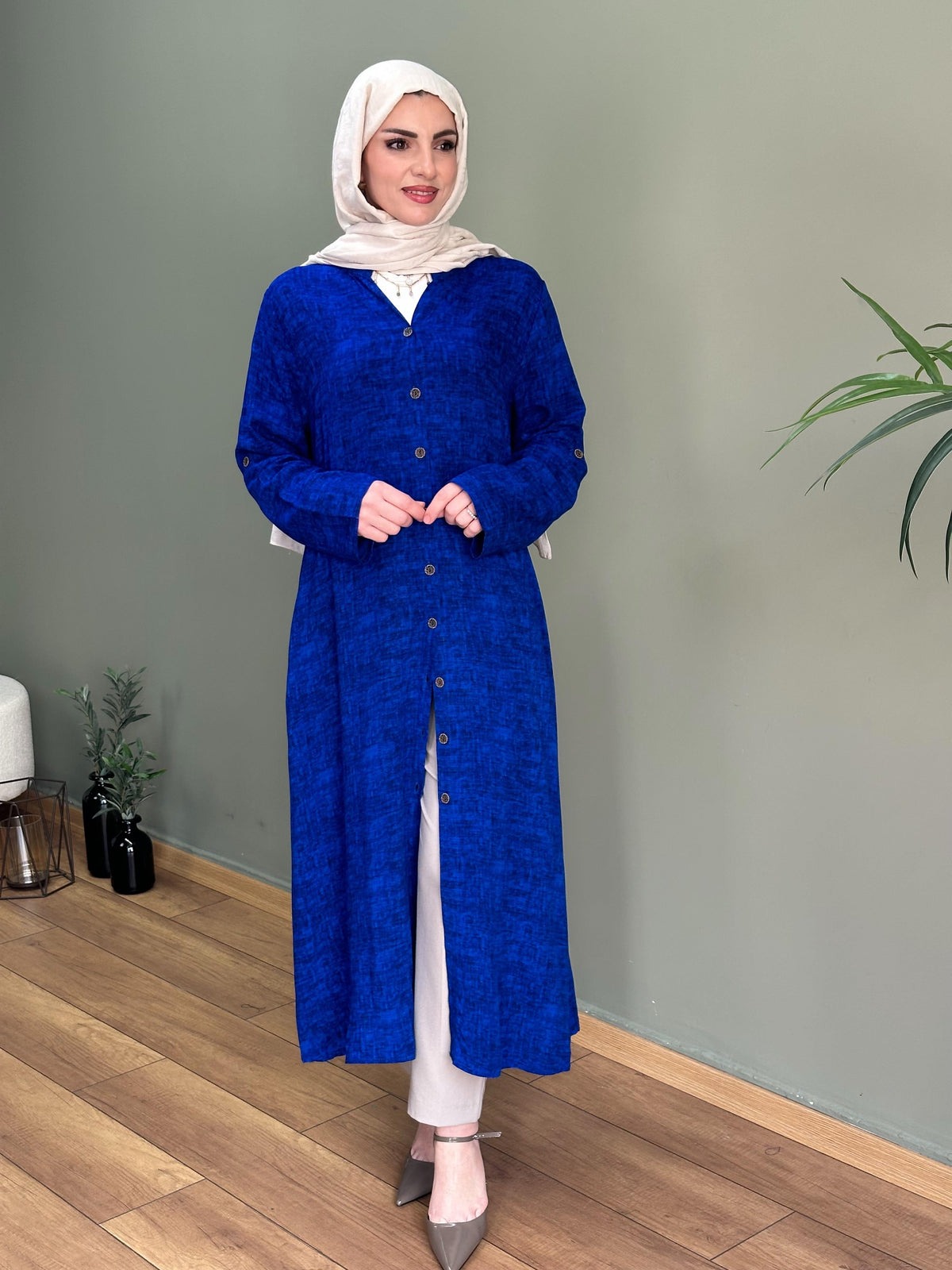 İTALYAN VİSKON BOYDAN DÜĞMELİ ELBİSE SAKS MAVİ