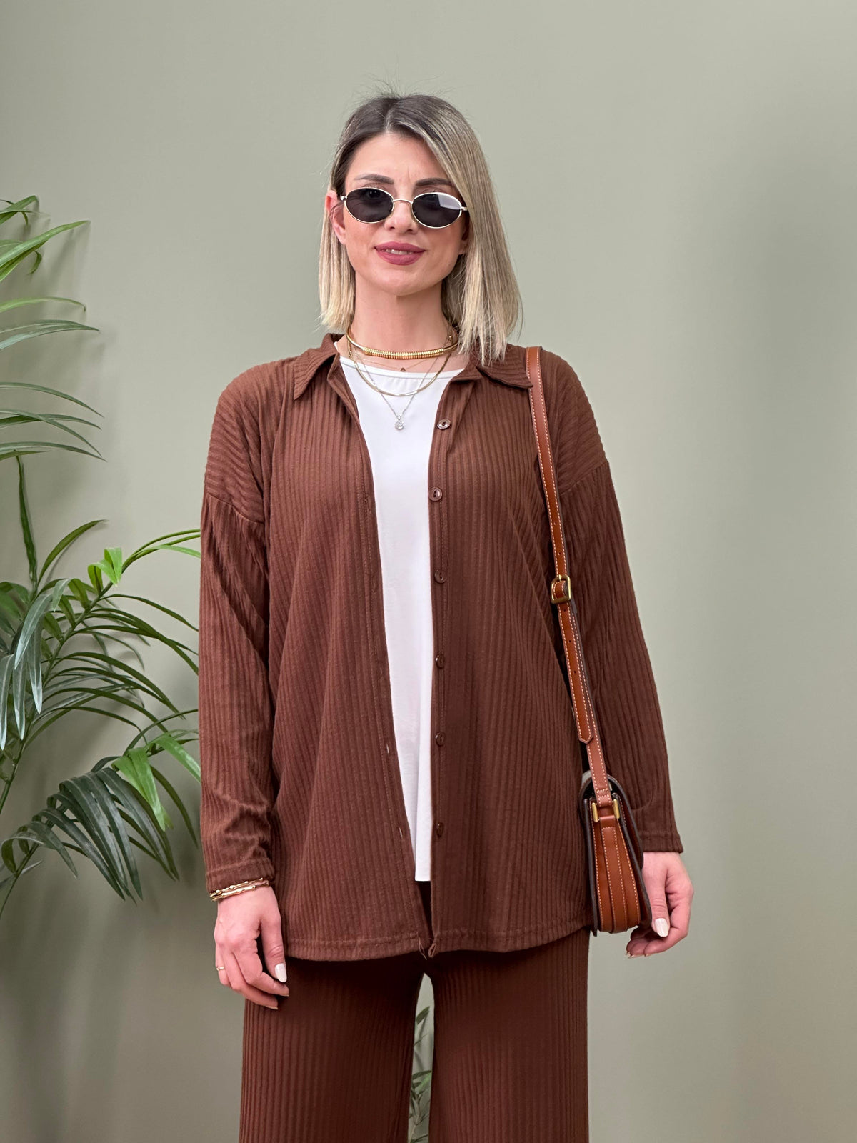 KAHVE FİTİLLİ GÖMLEK PANTOLON TAKIM