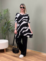 KISA KOL PAMUK TAKIM ASİMETRİK BLUZLU ZEBRA DESEN