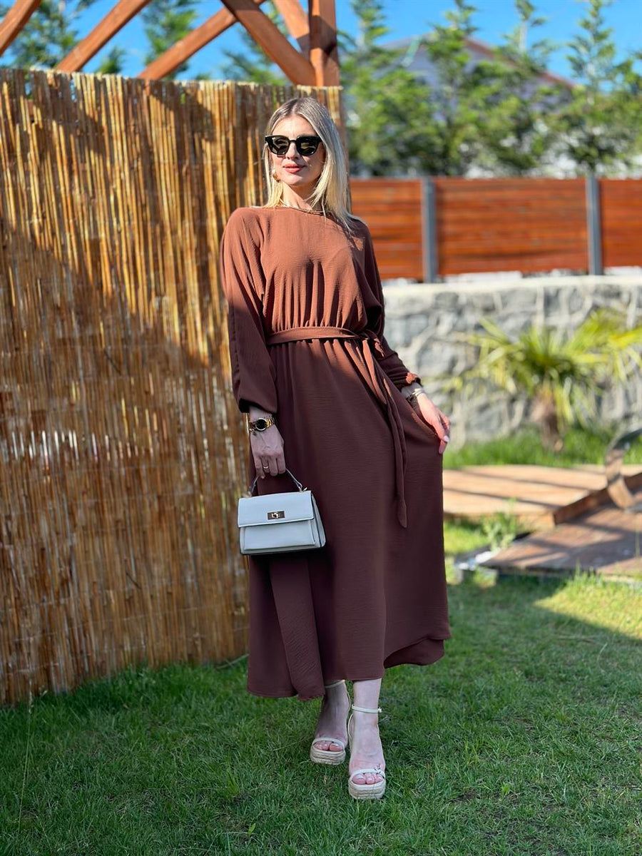 MEVLANA MODEL KUŞAKLI ELBİSE KAHVE