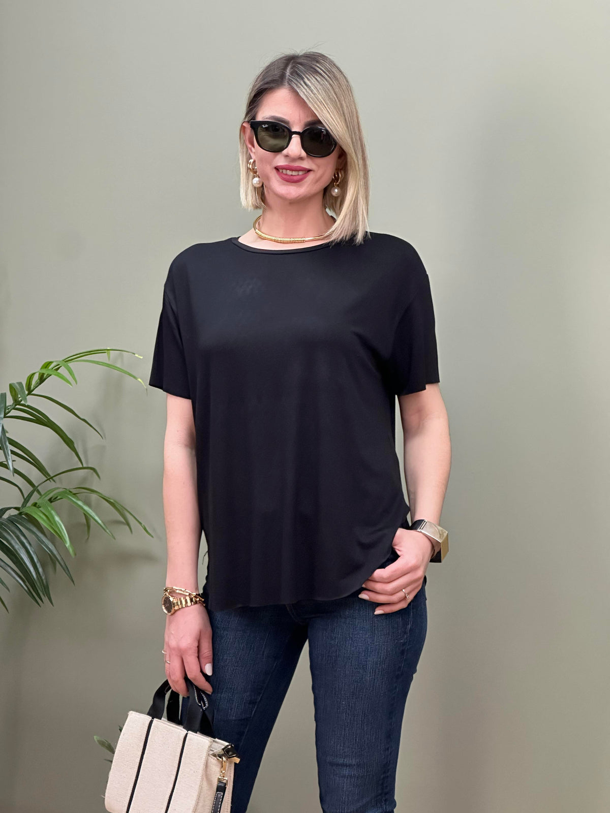 MODAL KUMAŞ LAZER KESİM  T-SHIRT SİYAH