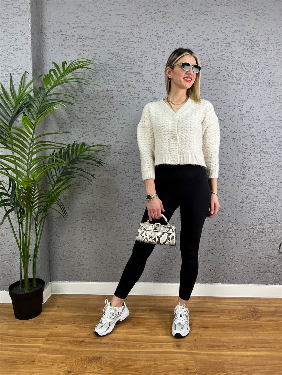 ÖRME CROP HIRKA EKRU