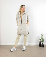 OVERSİZE KAPİTONE MONT KREM