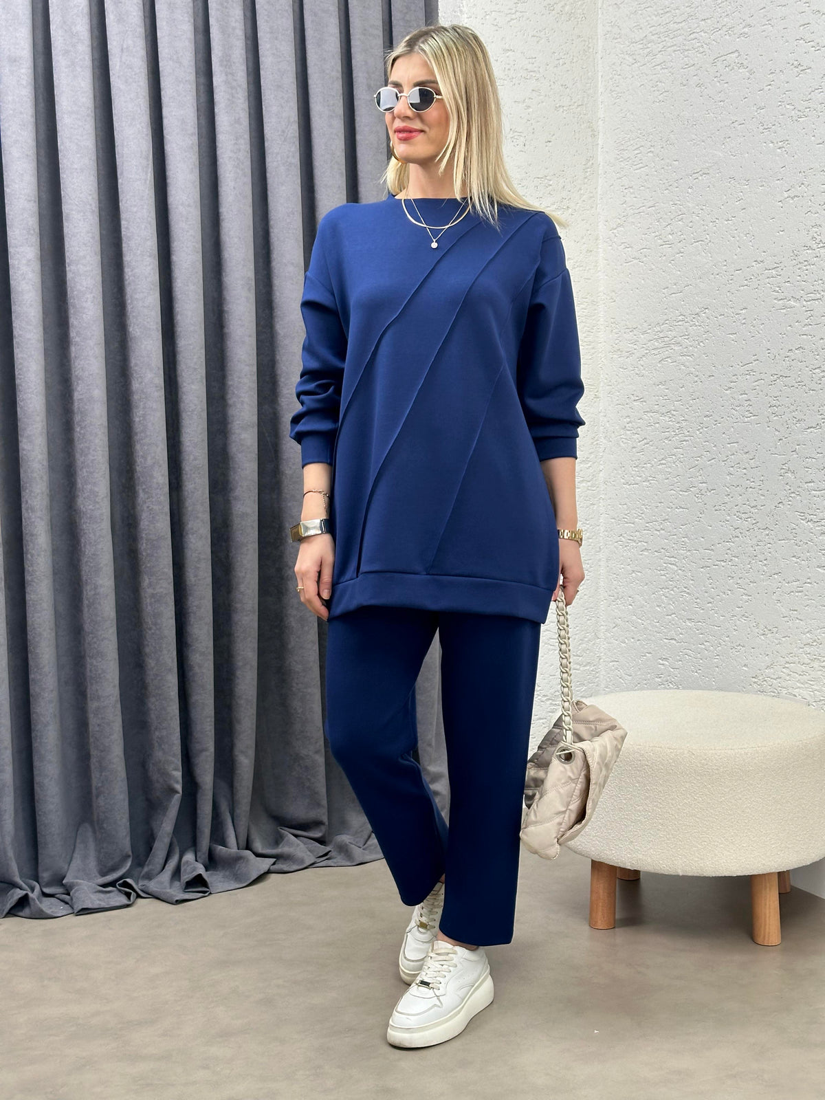 OYSHO KUMAŞ GEOMETRİK DİKİŞLİ TAKIM LACİVERT