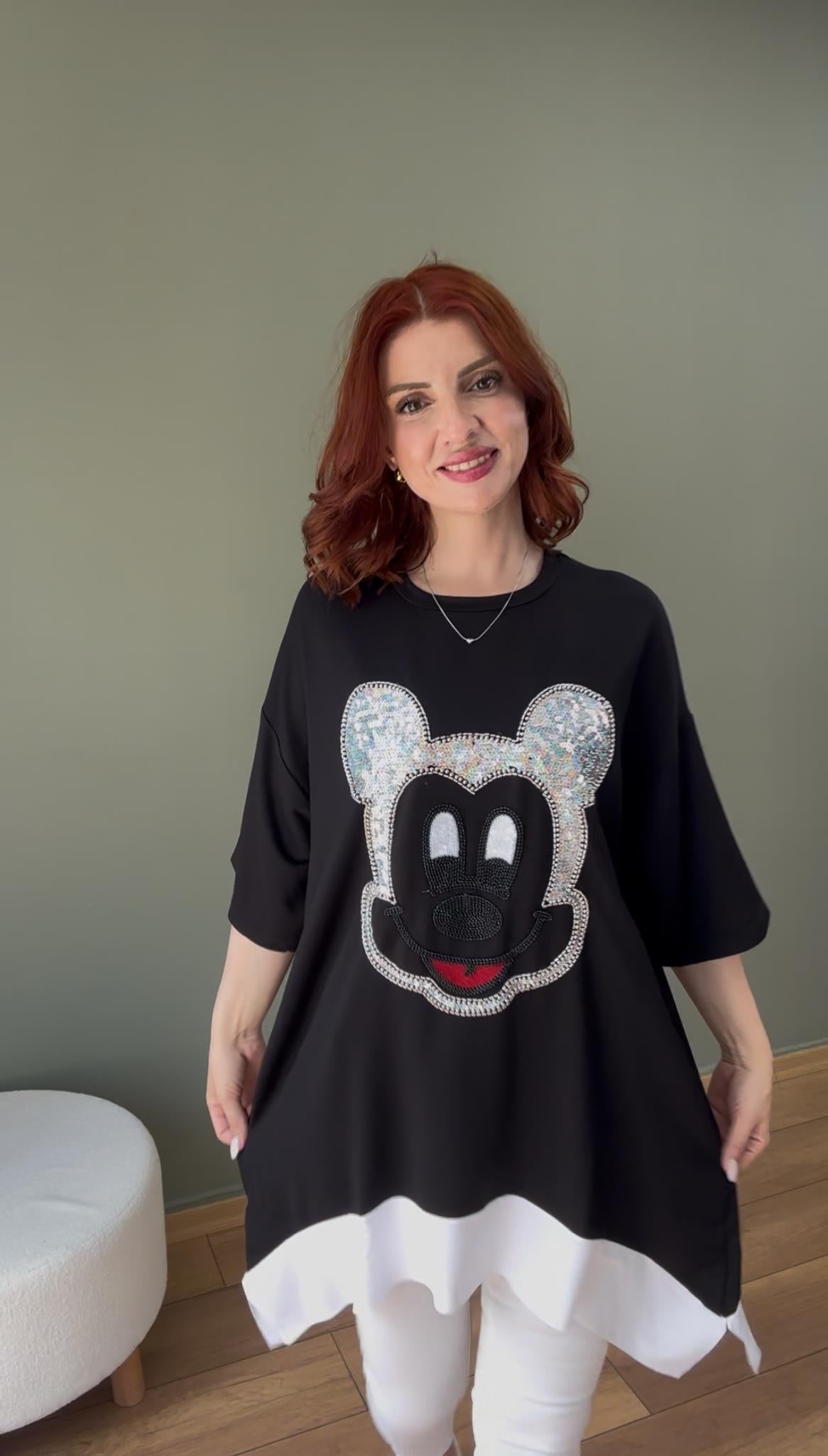 ÖZEL TASARIM TAŞ İLEMELİ T-SHIRT SİYAH