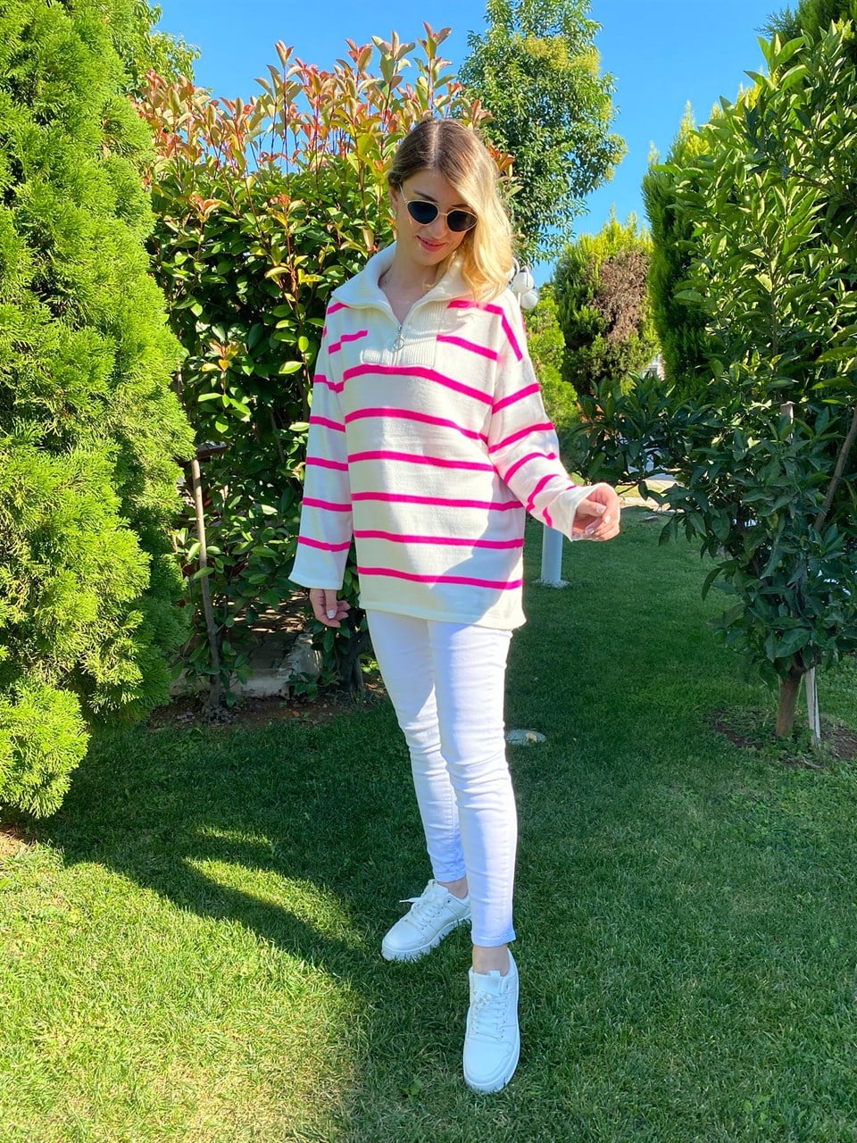 PEMBE ÇİZGİLİ TRİKO KAZAK
