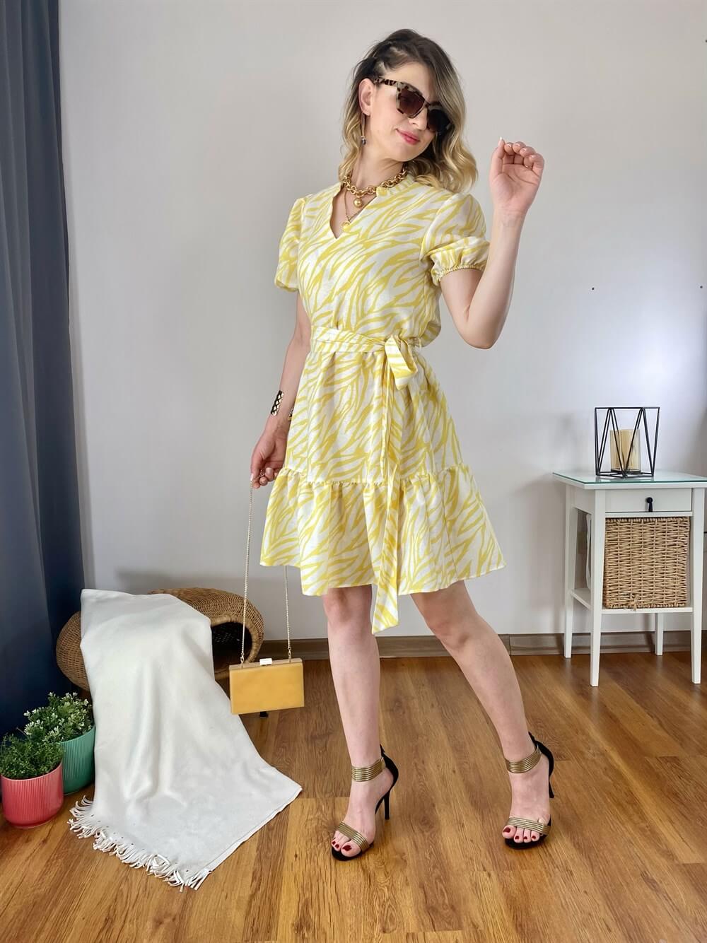 SARI ZEBRA DESENLİ KISA ELBİSE