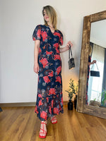 ŞİFON EMPİRME ÇİÇEK BASKI DETAYLI ELBİSE