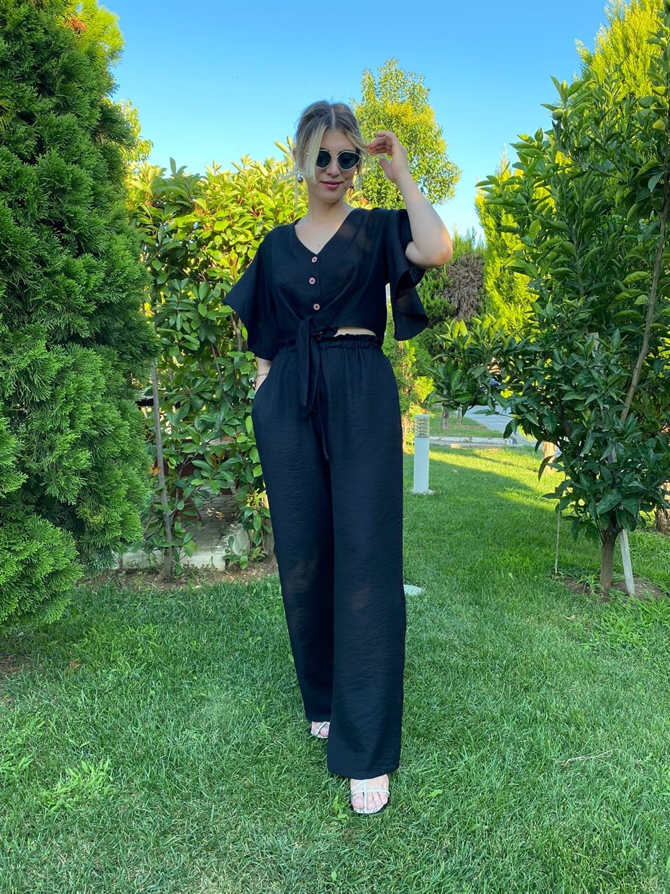 SİYAH BLUZ