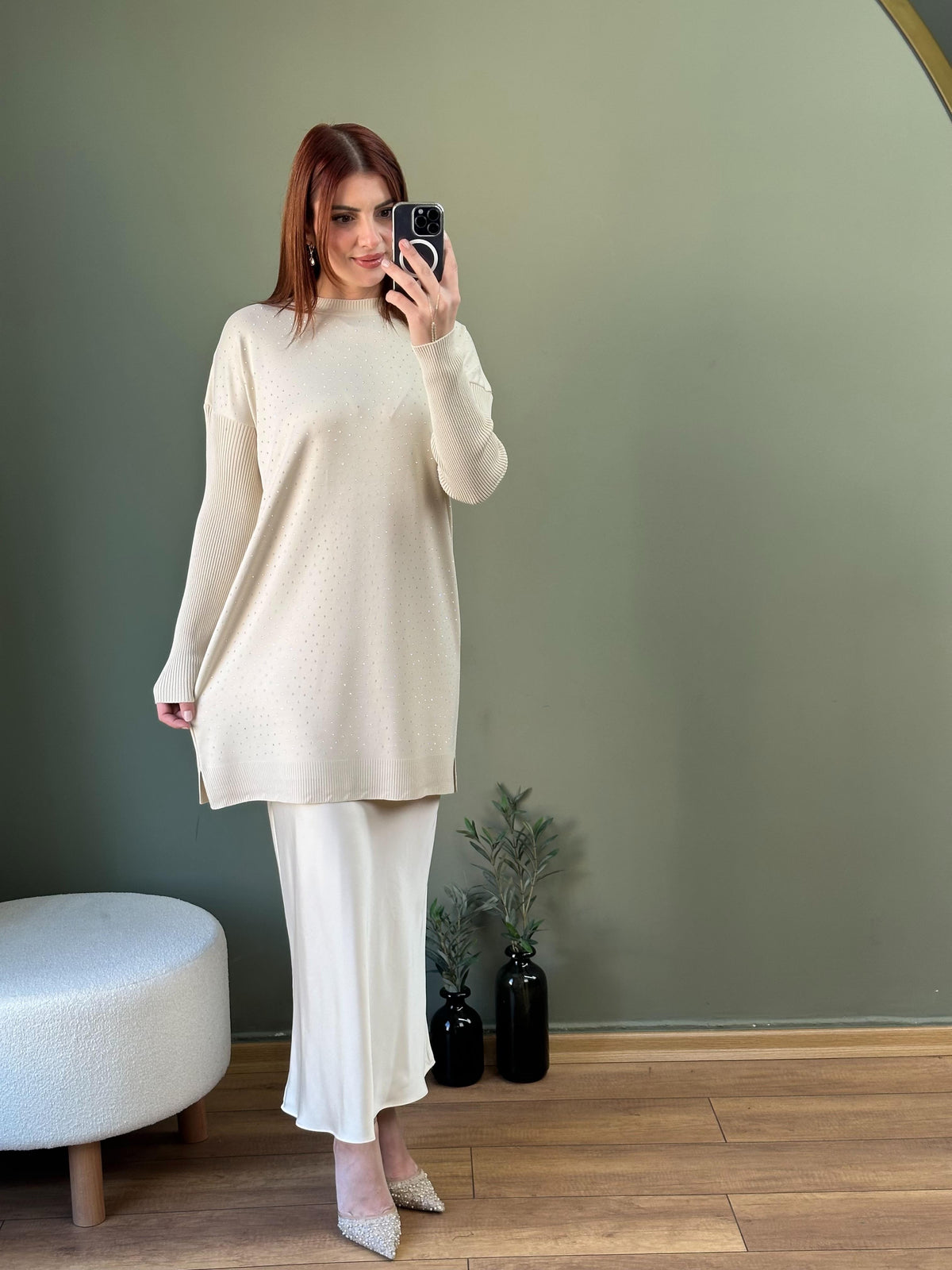 SOĞUK İPLİK MERSERİZE TAŞLI TUNİK KREM