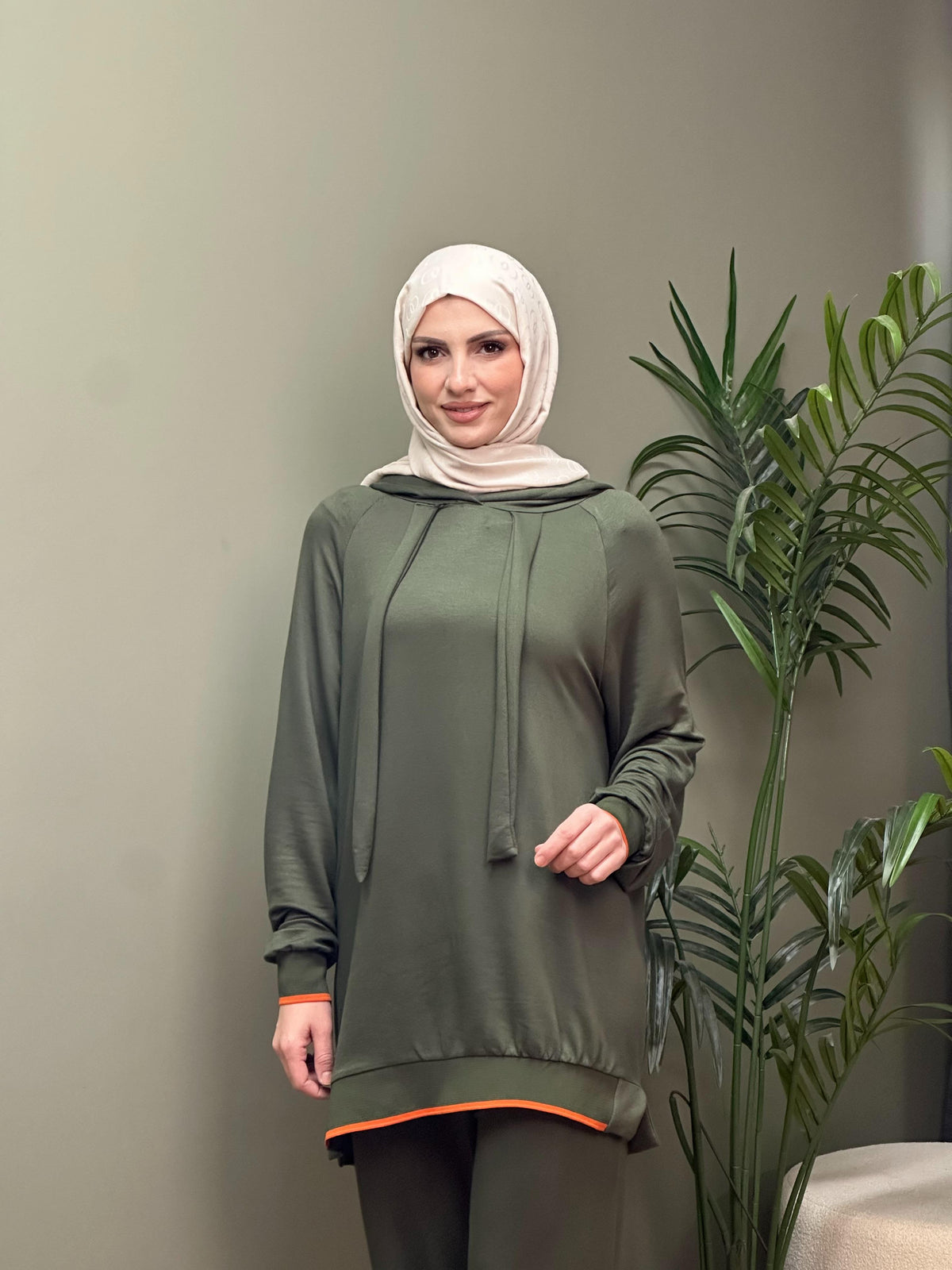 STİL NEON DETAY RİBANALI İKİLİ TAKIM HAKİ