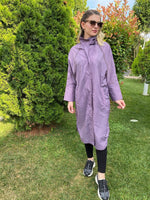 TAŞ DETAYLI YAĞMURLUK LİLA