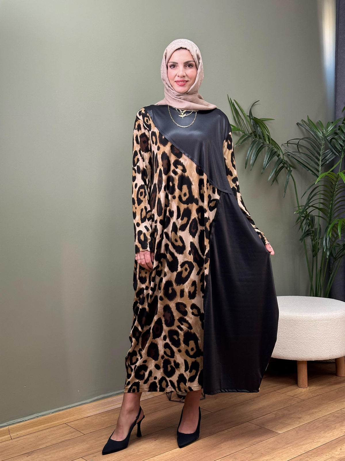 TASARIM LEOPAR SWEAT ELBİSE MODEL 2