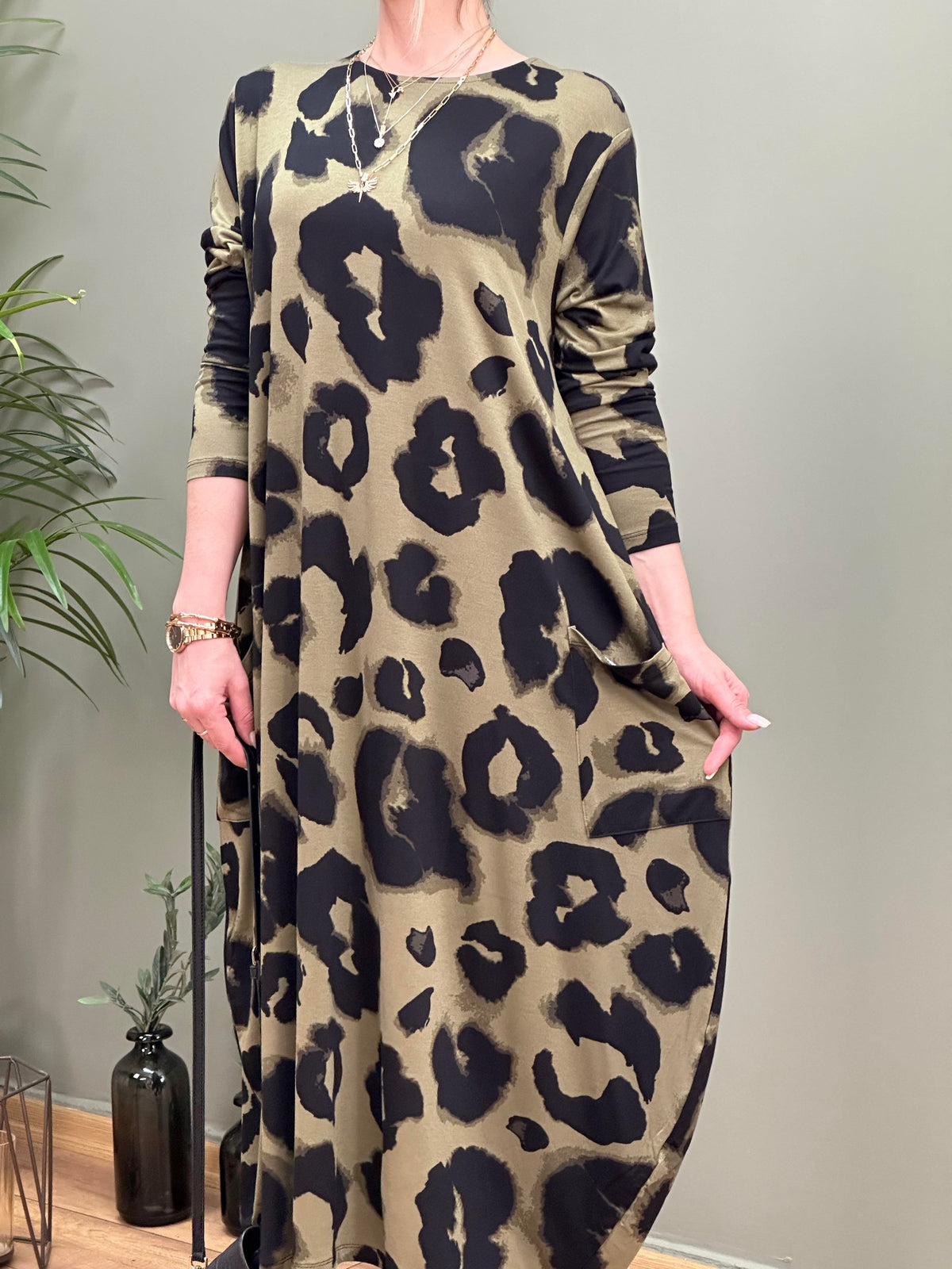 TORBA CEP ŞALVAR ELBİSE LEOPAR