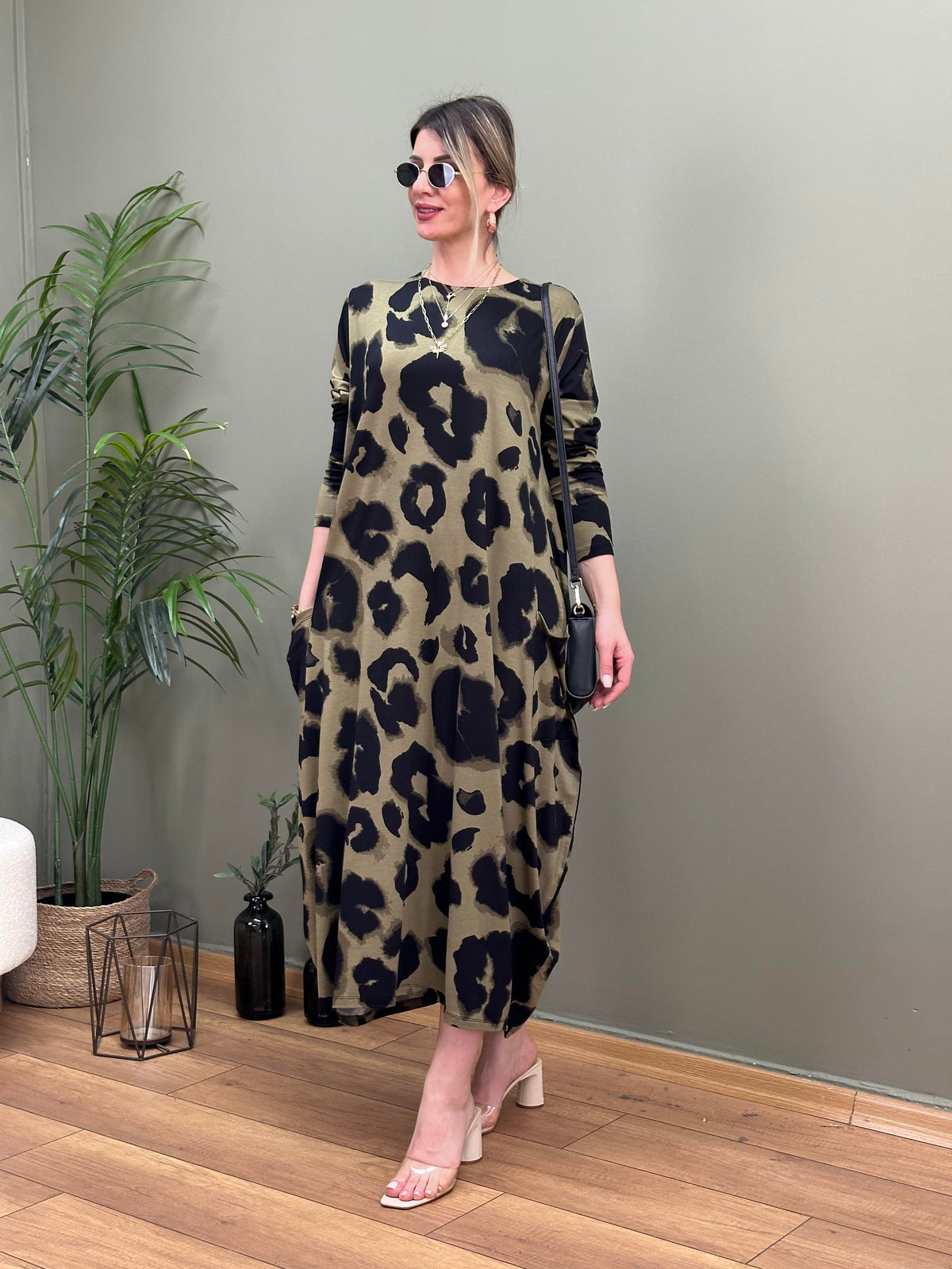 TORBA CEP ŞALVAR ELBİSE LEOPAR