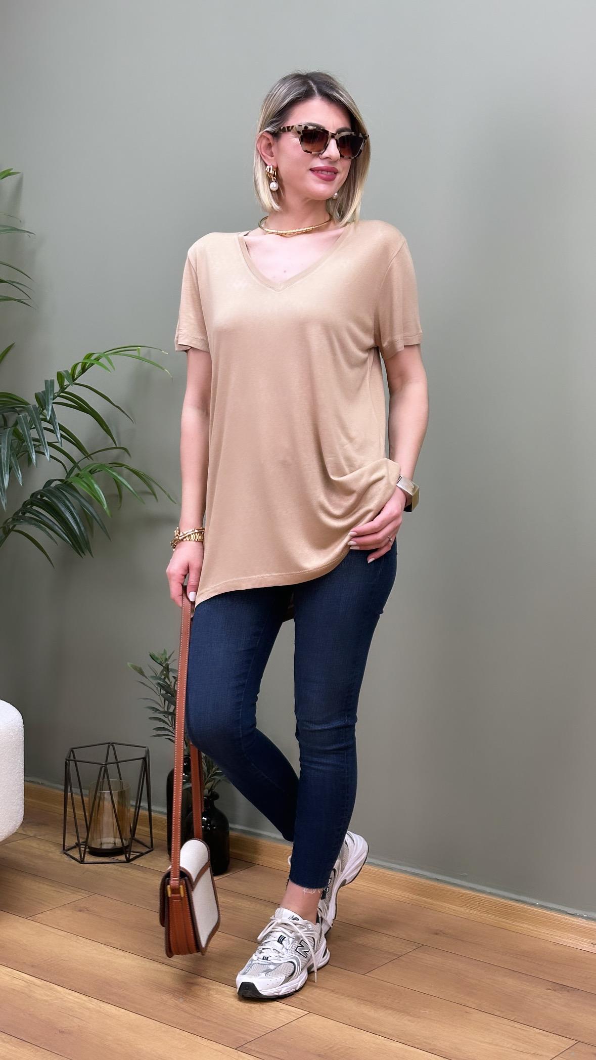 UZUN MODEL MODAL V YAKA T-SHIRT VİZON